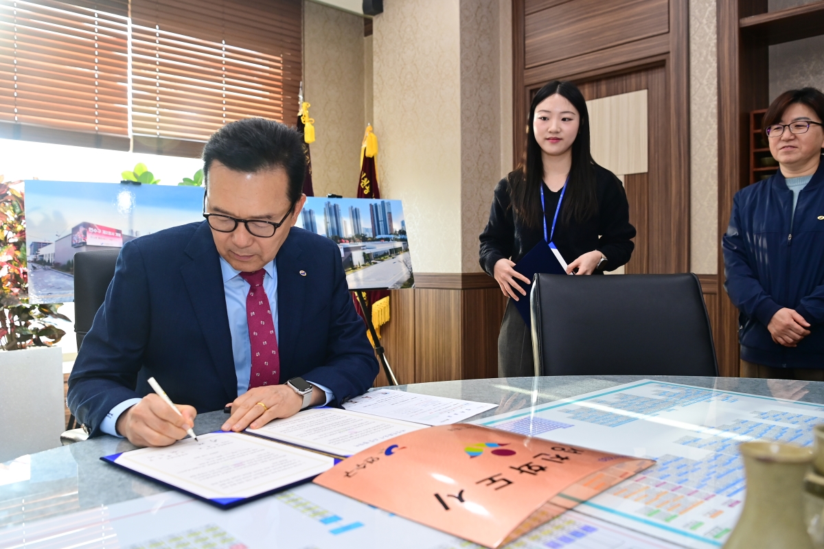 연수구가 성평등가족부 주관 여성친화도시에 2회 연속 선정되는 쾌거를 이뤘다